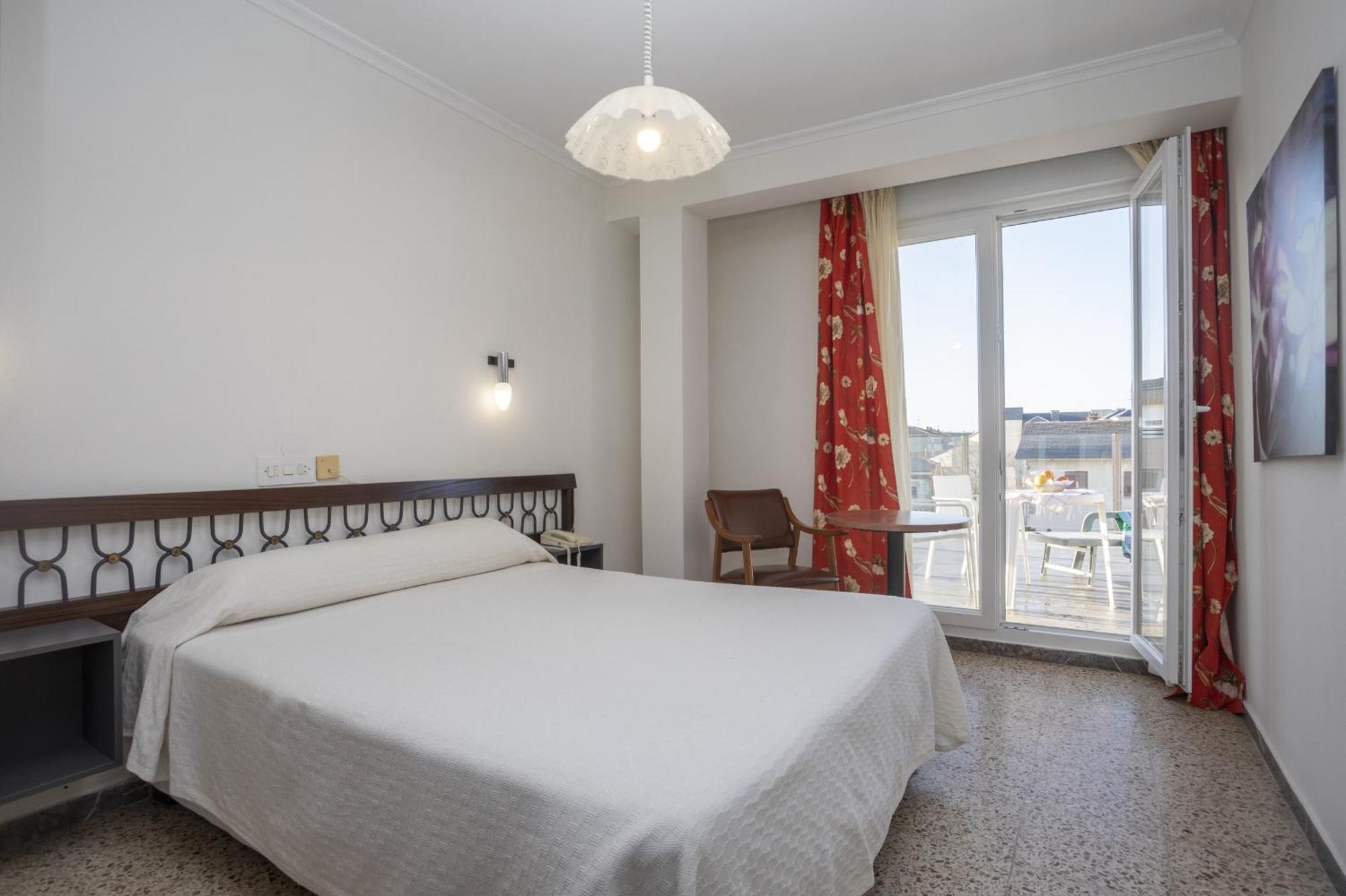 Hotel La Ruta Tapia De Casariego Extérieur photo