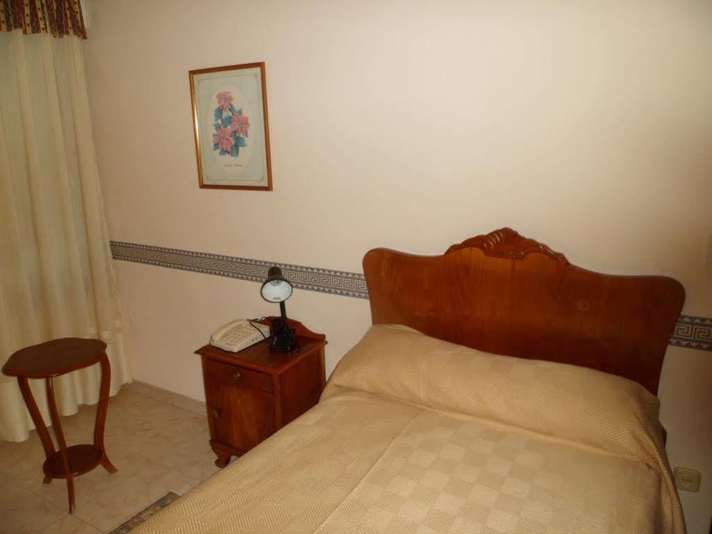 Hotel La Ruta Tapia De Casariego Extérieur photo